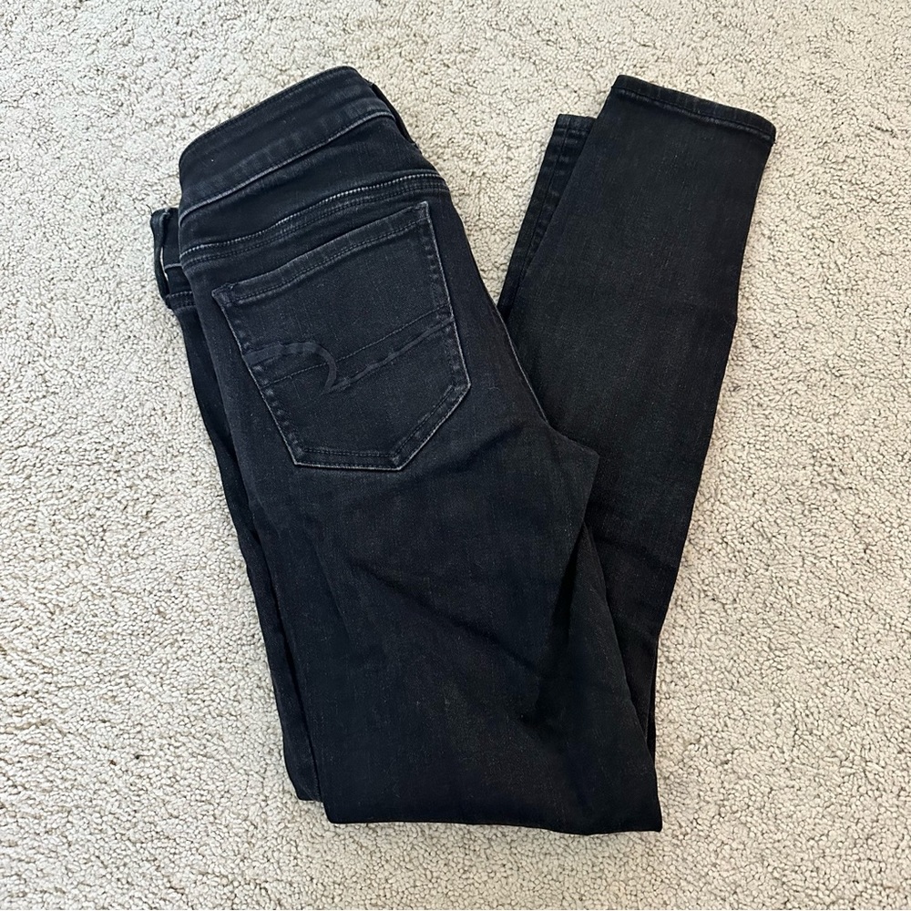 American Eagle Super Super Stretch Black Jeans!